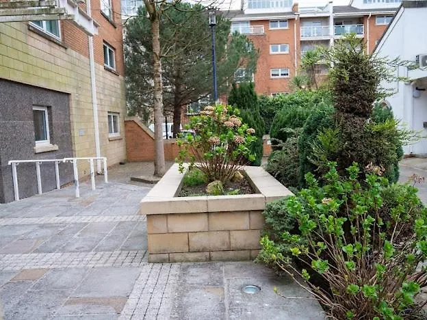 Century Wharf Apt Cardiff